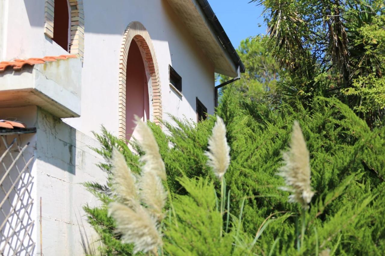 Manuel Suites Pianella  Exterior photo
